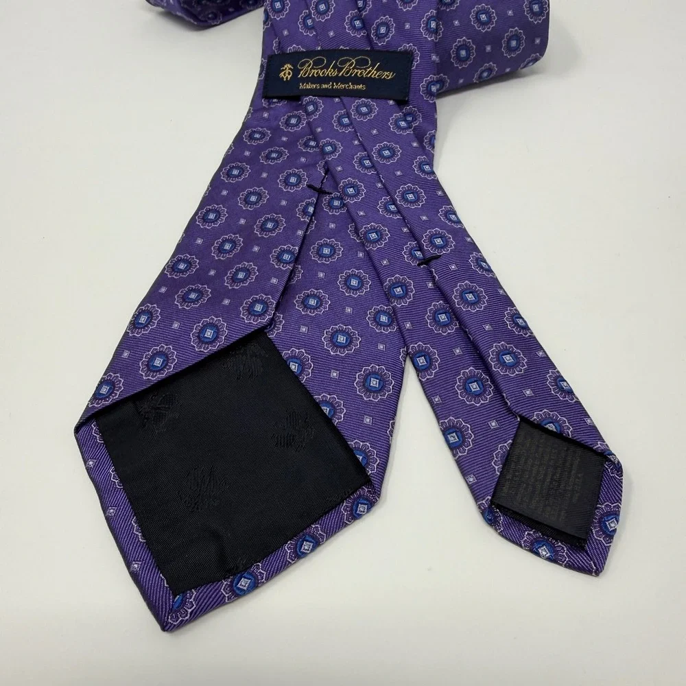 Brooks‎ Brothers Necktie Men Purple Blue Medallion Silk Classic Formal 3.25 Inch